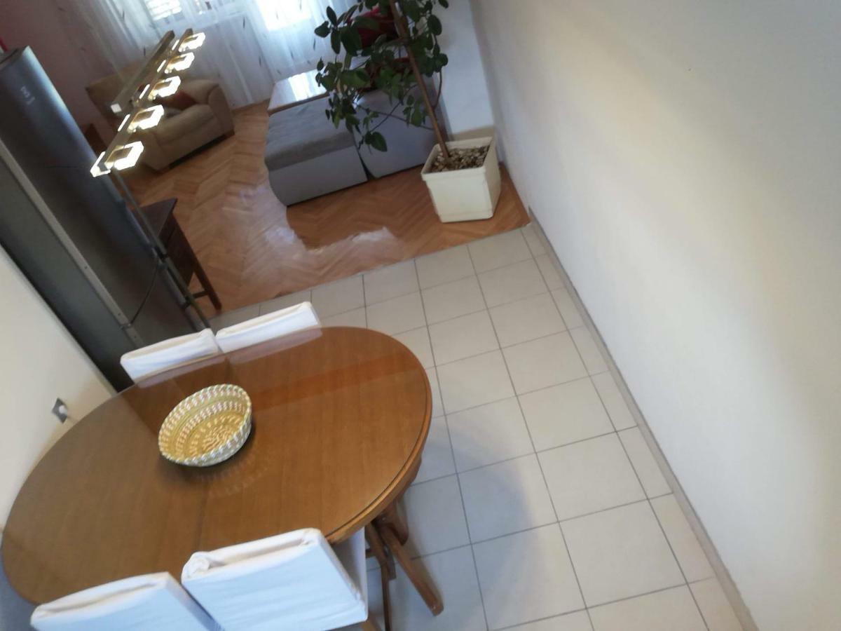 Spacious Family Apartment With Parking In The Shade And Barbecue House Шибеник Экстерьер фото