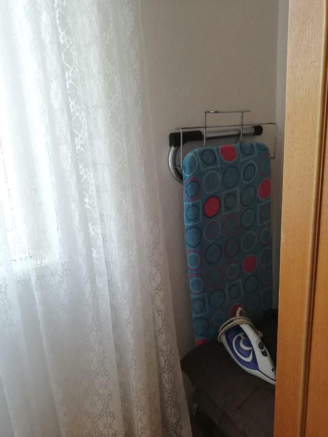 Spacious Family Apartment With Parking In The Shade And Barbecue House Шибеник Экстерьер фото